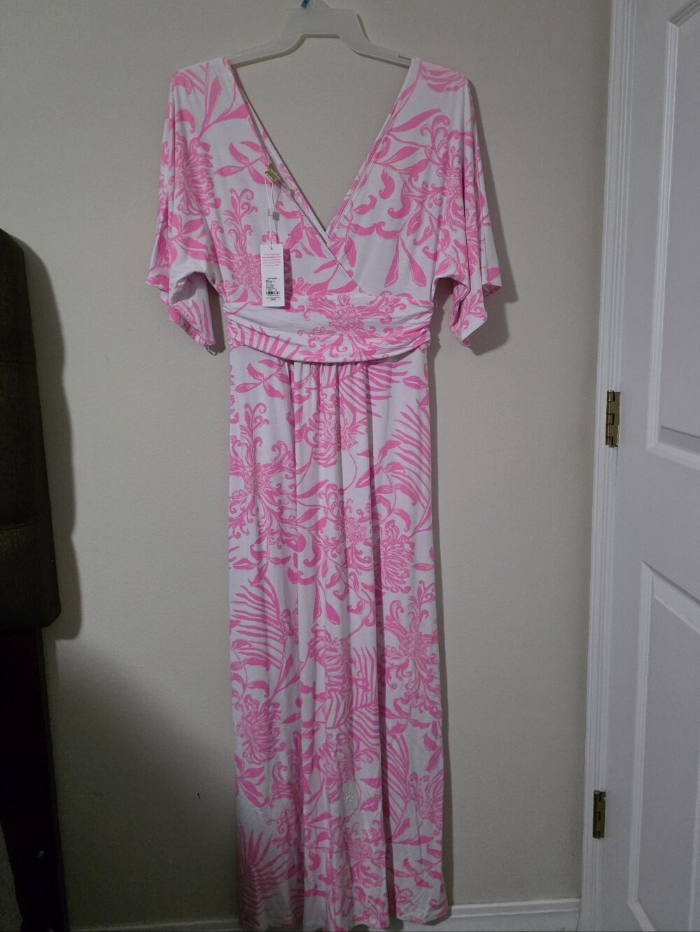 Lilly Pulitzer Pink & White Floral V‑Neck Maxi Dress